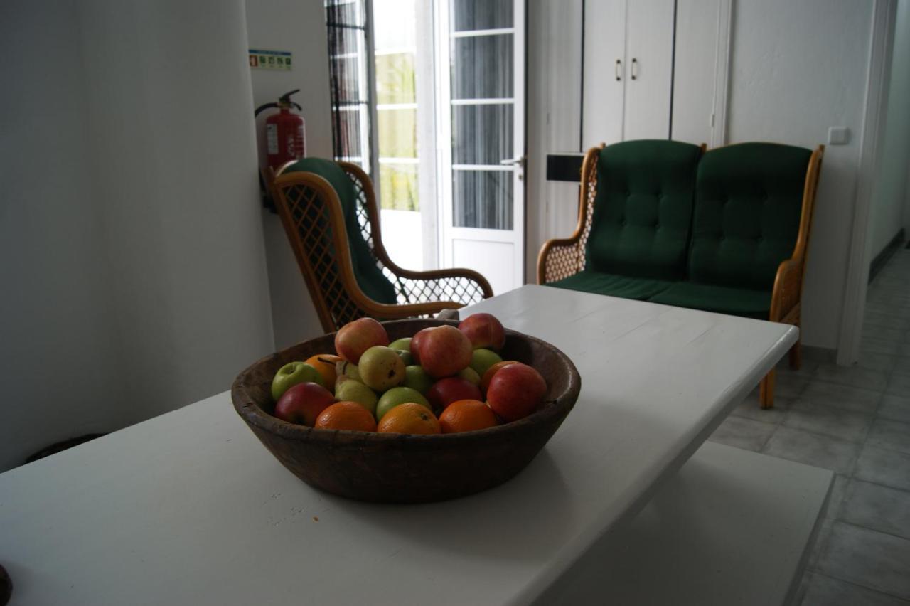 Azores Dream Hostel Ponta Delgada  Bagian luar foto
