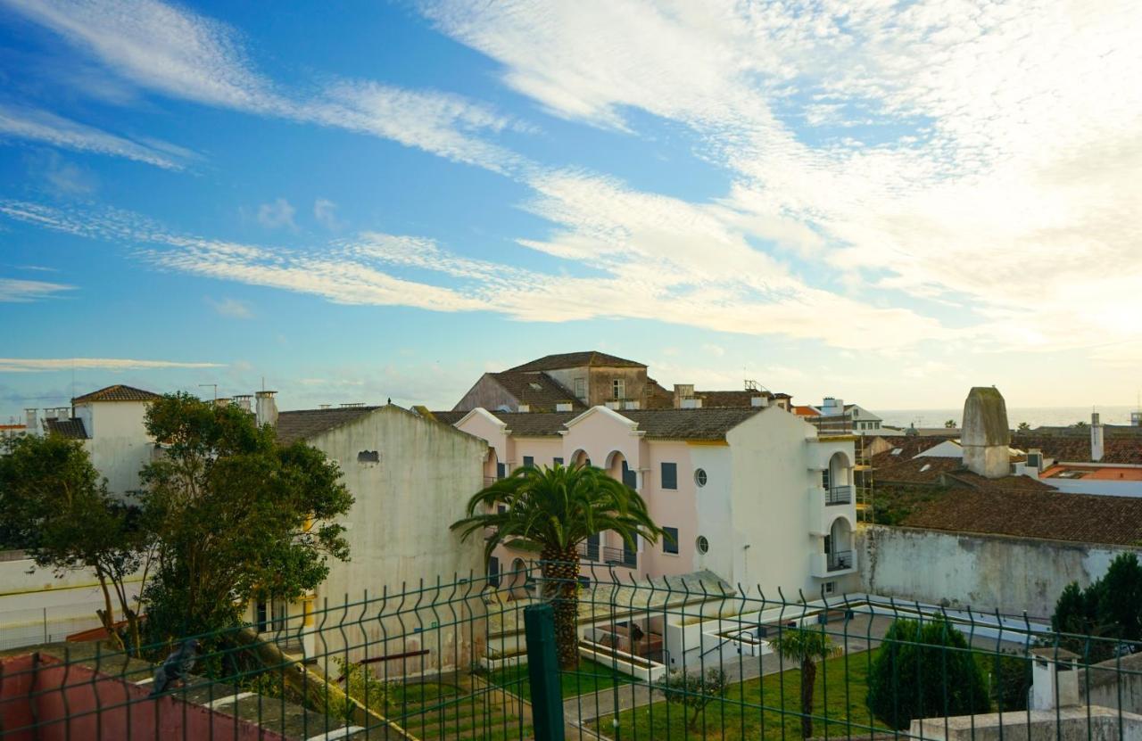 Azores Dream Hostel Ponta Delgada  Bagian luar foto